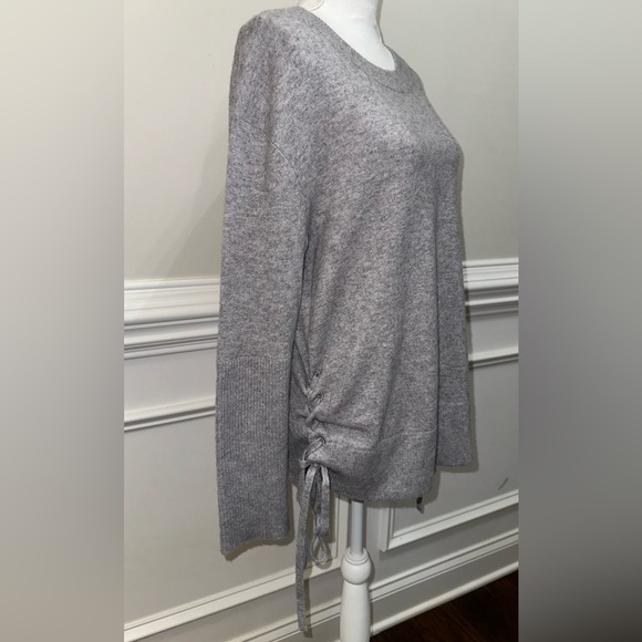 Aqua Cashmere Heather Gray Taupe Crew Neck 💯 Cashmere Sweater lace up side sz L - Picture 6 of 10